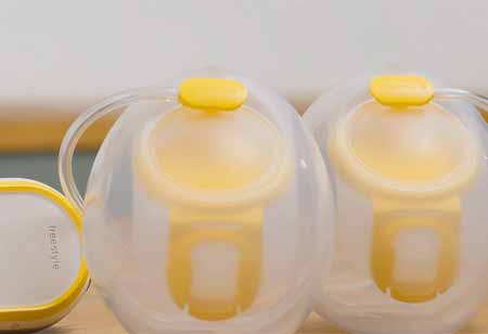 Engineering Comfort: Wearable Pumps Meet Parental Needs Engineering Comfort: Wearable Pumps Meet Parental Needs